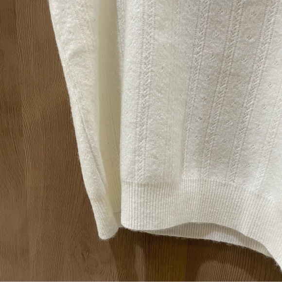 Classic White Ribbed Tank Top - Picture 3 of 3